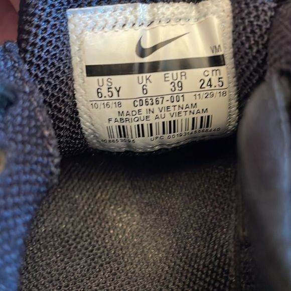 Nike Air Max Plus Tuned Air Women’s Size 8 Black Gray Script Sneaker - Picture 6 of 11